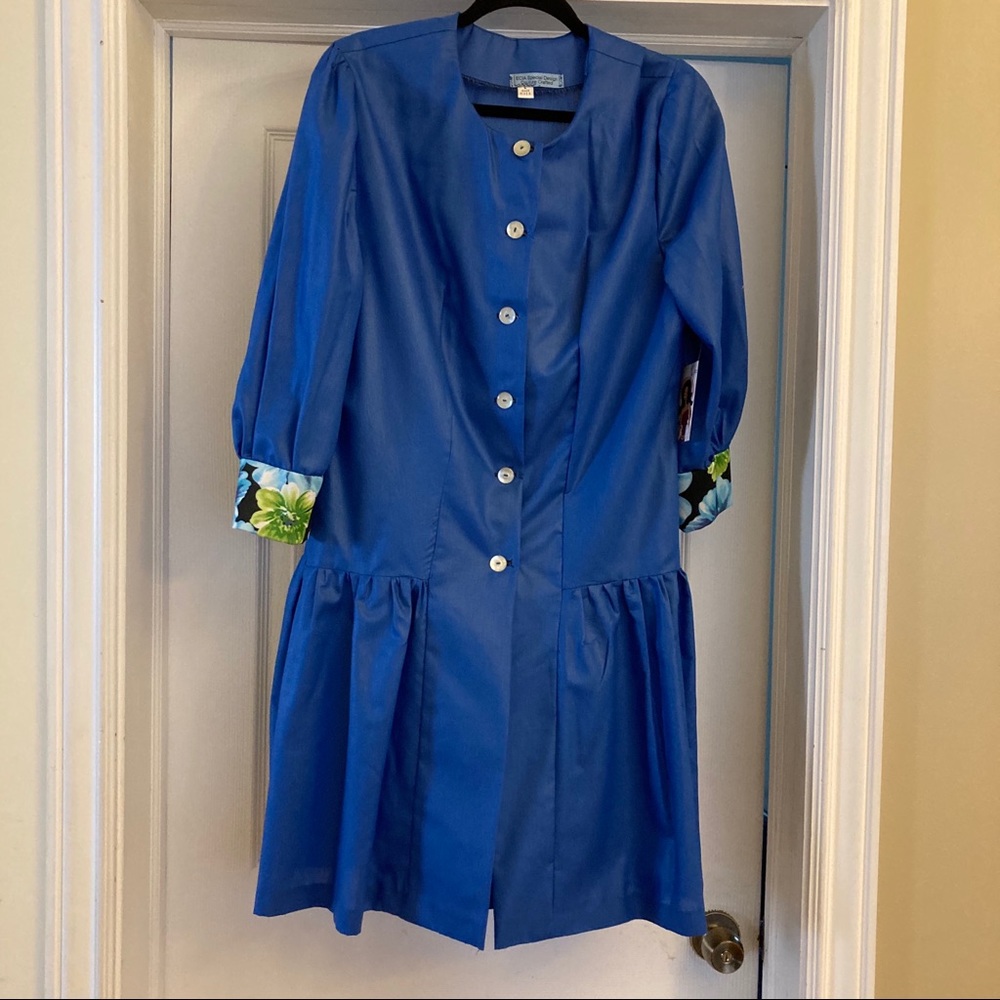 Button Front Ruffe Hem Dress NWT - Picture 9 of 13